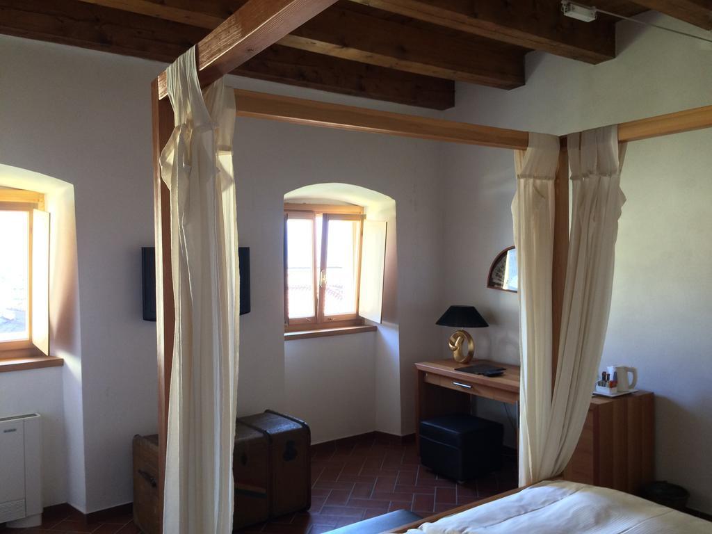Hotel Relais Palazzo Lodron Rovereto  Habitación foto
