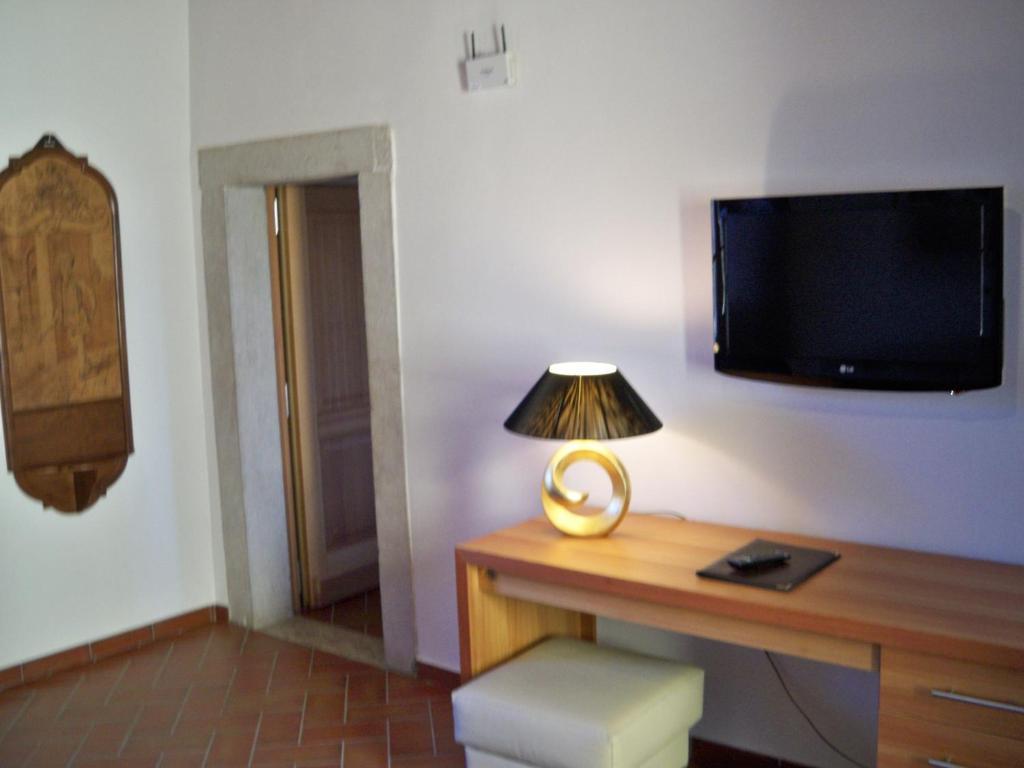 Hotel Relais Palazzo Lodron Rovereto  Habitación foto